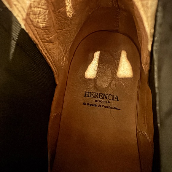 HERENCIA BLACK LEATHER CHELSEA BOOTS | CREW ANKLE PULL TABS | MEXICAN BOOTS - Picture 2 of 11